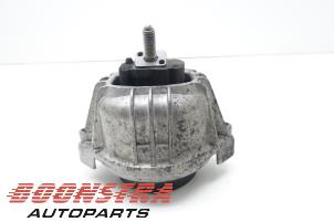Used Engine mount BMW 3 serie (E90) 318i 16V Price € 24,95 Margin scheme offered by Boonstra Autoparts