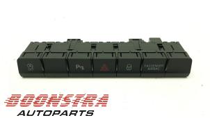 Gebrauchte Schalter Skoda Kodiaq 1.5 TSI 150 ACT 16V Preis € 29,95 Margenregelung angeboten von Boonstra Autoparts
