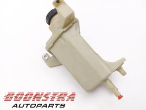 Used Power steering fluid reservoir Peugeot Boxer (U9) Price € 30,19 Inclusive VAT offered by Boonstra Autoparts