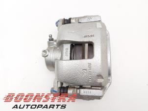 Used Rear brake calliper, right Peugeot Boxer (U9) 2.2 Blue HDi 120 Price € 54,39 Inclusive VAT offered by Boonstra Autoparts