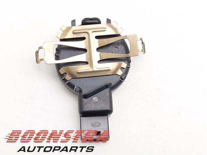 Begagnade Regnsensor Kia Optima Sportswagon (JFF) 1.6 T-GDi 16V Pris € 24,95 Marginaltabell erbjuds av Boonstra Autoparts