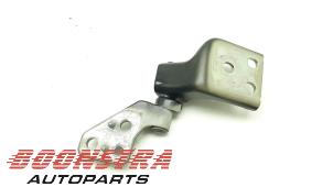 Used Rear door hinge, right Citroen Berlingo 1.6 BlueHDI 100 Price € 30,19 Inclusive VAT offered by Boonstra Autoparts