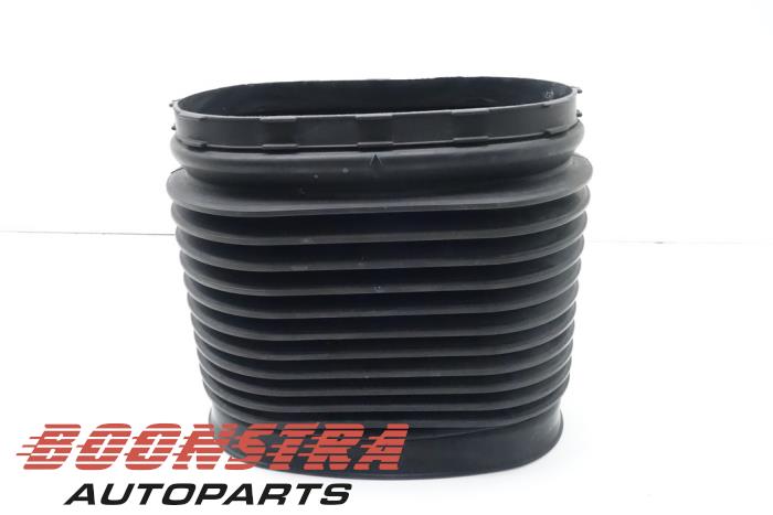 Begagnade Lufttratt Mercedes Actros Pris € 79,80 Inklusive moms erbjuds av Boonstra Autoparts