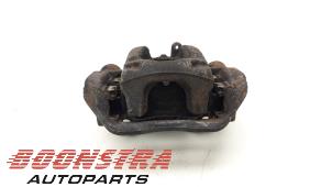 Used Rear brake calliper, left Mercedes Vito (447.6) 1.6 111 CDI 16V Price € 30,19 Inclusive VAT offered by Boonstra Autoparts