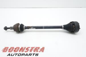 Begagnade Drivaxel, vänster bak Audi Q3 (8UB/8UG) 2.0 16V TFSI 170 Quattro Pris € 24,95 Marginaltabell erbjuds av Boonstra Autoparts