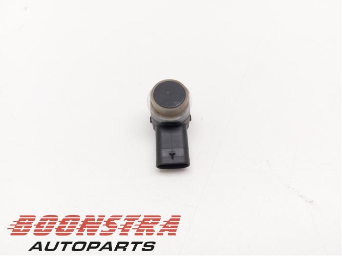 Begagnade Parkeringssensor Opel Vivaro 2.0 CDTI 16V Pris € 48,34 Inklusive moms erbjuds av Boonstra Autoparts