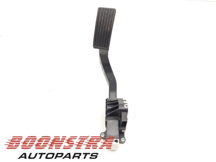 Accelerator pedal from a Peugeot Boxer (U9)  2021