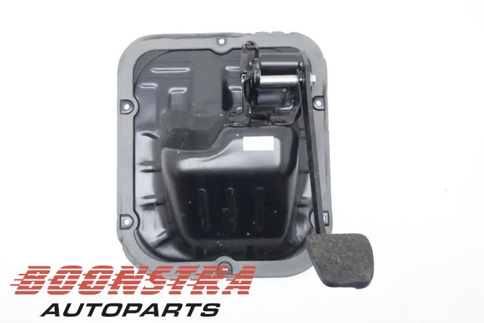 Używane Pedal hamulca Mercedes Actros Cena € 193,54 Z VAT oferowane przez Boonstra Autoparts