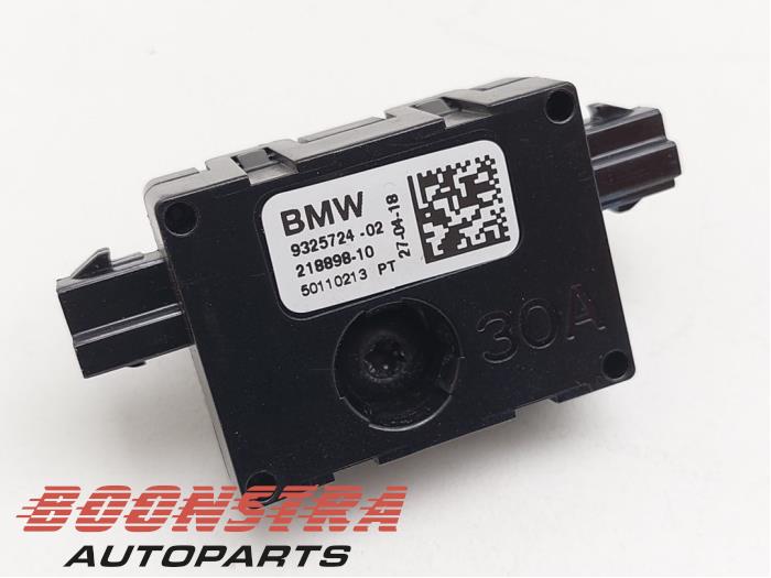Begagnade Modul (diverse) BMW 5 serie (G30) M550d xDrive 24V Pris € 24,95 Marginaltabell erbjuds av Boonstra Autoparts