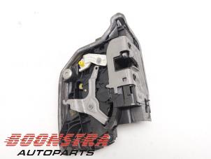 Used Rear door mechanism 4-door, right BMW 5 serie (G30) M550d xDrive 24V Price € 24,95 Margin scheme offered by Boonstra Autoparts