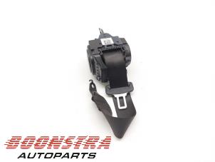 Used Rear seatbelt, left BMW 5 serie (G30) M550d xDrive 24V Price € 39,95 Margin scheme offered by Boonstra Autoparts