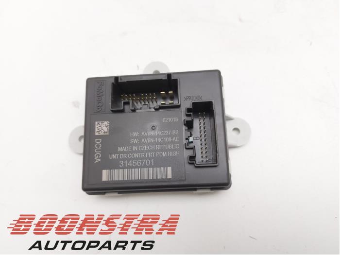 Używane Modul centralnego zamka Volvo V40 (MV) 1.5 T3 16V Geartronic Cena € 24,95 Procedura marży oferowane przez Boonstra Autoparts