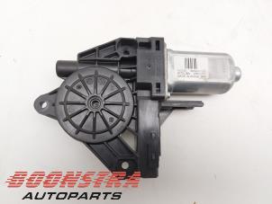 Used Door window motor Volvo V40 (MV) 1.5 T3 16V Geartronic Price € 24,95 Margin scheme offered by Boonstra Autoparts