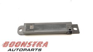 Used Antenna Amplifier Mercedes A (177.0) 1.3 A-180 Turbo 16V Price € 24,95 Margin scheme offered by Boonstra Autoparts