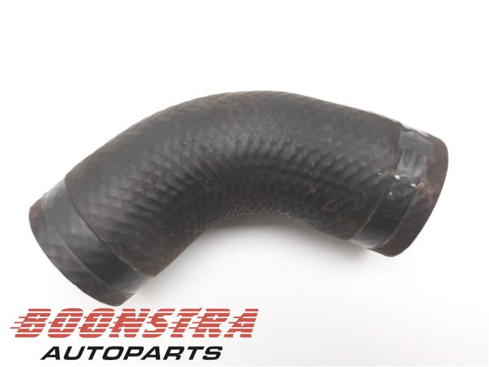 Gebrauchte Intercooler Schlauch Isuzu D-Max (TFR/TFS) 1.9 DDi 4x4 Preis € 24,95 Margenregelung angeboten von Boonstra Autoparts