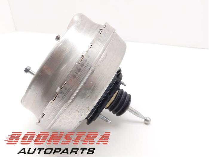 Usagé Servo frein BMW 5 serie (G30) M550d xDrive 24V Prix € 73,95 Règlement à la marge proposé par Boonstra Autoparts