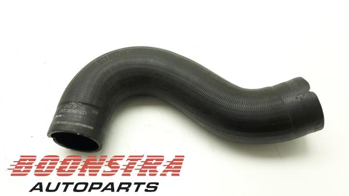 Gebrauchte Intercooler Rohr Peugeot Boxer (U9) Preis € 30,19 Mit Mehrwertsteuer angeboten von Boonstra Autoparts
