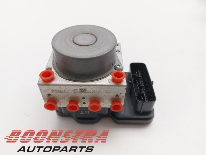Usagé Bloc ABS Toyota C-HR (X1,X5) 2.0 16V Hybrid Prix € 114,95 Règlement à la marge proposé par Boonstra Autoparts