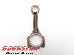 Used Connecting rod Audi Q5 (8RB) 2.0 TDI 16V Quattro Price € 49,95 Margin scheme offered by Boonstra Autoparts