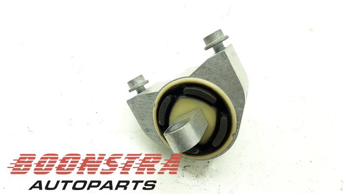 Gebrauchte Motorlager Porsche Taycan (Y1A) 4S Preis € 79,95 Margenregelung angeboten von Boonstra Autoparts