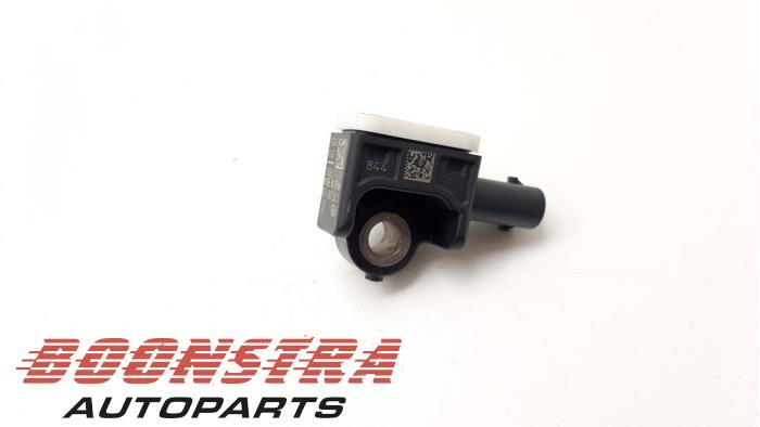 Begagnade Airbagsensor Porsche Taycan (Y1A) 4S Pris € 29,95 Marginaltabell erbjuds av Boonstra Autoparts