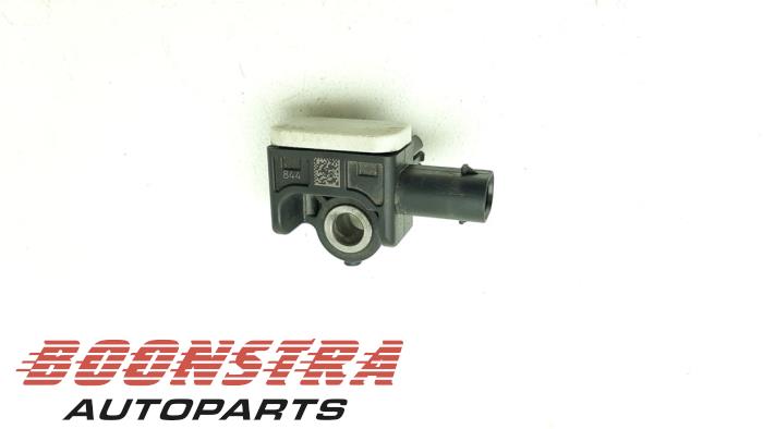Begagnade Airbagsensor Porsche Taycan (Y1A) 4S Pris € 29,95 Marginaltabell erbjuds av Boonstra Autoparts