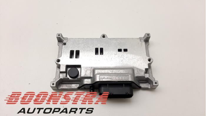 Usagé Module caméra Porsche Taycan (Y1A) 4S Prix € 549,95 Règlement à la marge proposé par Boonstra Autoparts