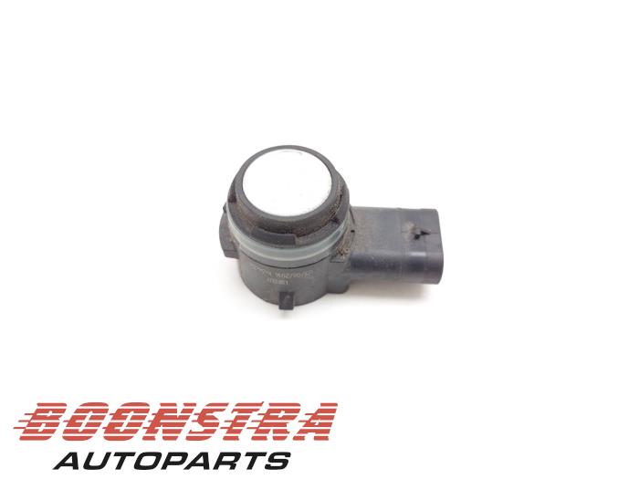 Begagnade Parkeringssensor Volkswagen Touran (5T1) 2.0 TDI 150 Pris € 24,95 Marginaltabell erbjuds av Boonstra Autoparts