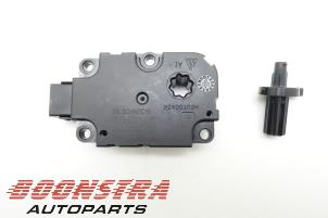 Used Heater valve motor Porsche Taycan (Y1A) 4S Price € 99,95 Margin scheme offered by Boonstra Autoparts