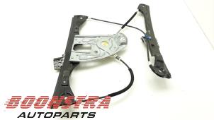 Used Window mechanism 4-door, front right Mercedes C Combi (S203) 3.0 C-280 V6 24V Price € 24,95 Margin scheme offered by Boonstra Autoparts
