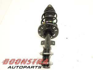 Used Front shock absorber, right Peugeot 3008 II (M4/MC/MJ/MR) 1.6 16V Hybrid Price € 35,95 Margin scheme offered by Boonstra Autoparts