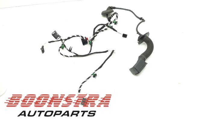 Begagnade Kablage Volkswagen Touran (5T1) 2.0 TDI 150 Pris € 29,95 Marginaltabell erbjuds av Boonstra Autoparts