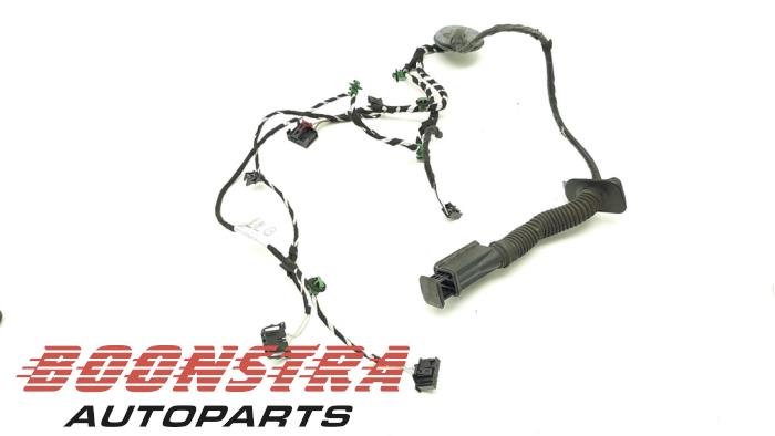 Begagnade Kablage Volkswagen Touran (5T1) 2.0 TDI 150 Pris € 29,95 Marginaltabell erbjuds av Boonstra Autoparts