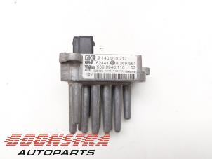 Used Heater resistor Landrover Range Rover III (LM) 3.6 TDV8 32V Price € 24,95 Margin scheme offered by Boonstra Autoparts