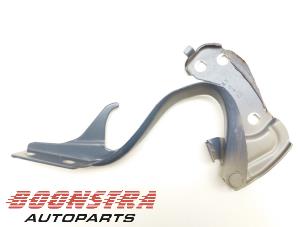 Used Bonnet Hinge Fiat 500 (312) 0.9 TwinAir 85 Price € 24,95 Margin scheme offered by Boonstra Autoparts