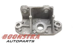 Used Gearbox mount Fiat Panda (312) 0.9 TwinAir Turbo 85 Price € 24,95 Margin scheme offered by Boonstra Autoparts