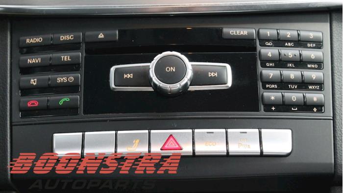 Interruptor de un Mercedes-Benz E (W212) E-200 CDI 16V BlueEfficiency,BlueTEC 2014