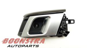 Used Rear door handle 4-door, right Landrover Range Rover IV (LG) 4.4 SDV8 32V Price € 35,95 Margin scheme offered by Boonstra Autoparts