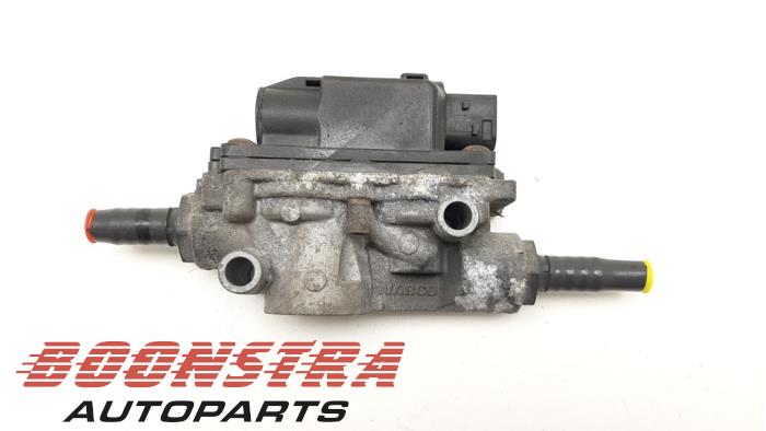 Begagnade EBD-system Mercedes Actros Pris € 72,54 Inklusive moms erbjuds av Boonstra Autoparts