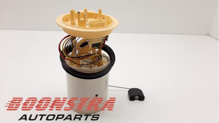 Usagé Pompe à carburant Volkswagen Touran (5T1) 2.0 TDI 150 Prix € 48,95 Règlement à la marge proposé par Boonstra Autoparts