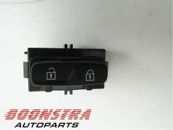 Gebrauchte Schalter Volvo V60 I (FW/GW) 1.6 DRIVe Preis € 24,95 Margenregelung angeboten von Boonstra Autoparts