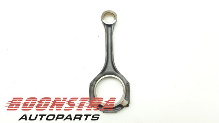 Usagé Bielle Mercedes C Combi (S203) 3.0 C-280 V6 24V Prix € 74,95 Règlement à la marge proposé par Boonstra Autoparts