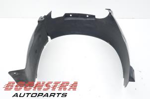 Used Wheel arch liner Dodge Caliber 1.8 16V Price € 24,95 Margin scheme offered by Boonstra Autoparts