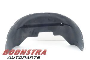 Used Wheel arch liner Dodge 1500 Crew Cab (DS/DJ/D2) 5.7 Hemi V8 4x4 Price € 36,24 Inclusive VAT offered by Boonstra Autoparts