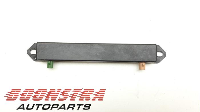 Używane Antena Dodge 1500 Crew Cab (DS) 5.7 Hemi V8 4x4 Cena € 30,19 Z VAT oferowane przez Boonstra Autoparts