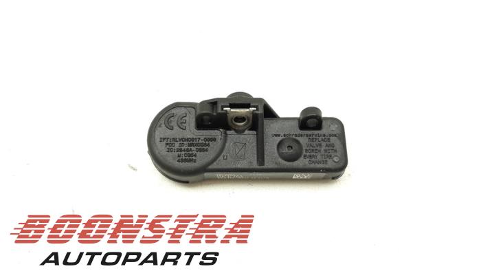 Begagnade Däcktryckssensor Dodge 1500 Crew Cab (DS) 5.7 Hemi V8 4x4 Pris € 36,24 Inklusive moms erbjuds av Boonstra Autoparts