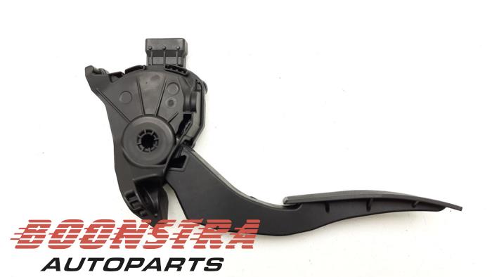 Używane Pedal gazu Opel Zafira Tourer (P12) 1.6 16V CNG ecoFLEX Turbo Cena € 29,95 Procedura marży oferowane przez Boonstra Autoparts