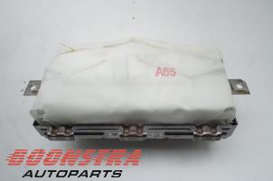 Gebrauchte Airbag rechts (Armaturenbrett) Toyota C-HR (X1,X5) 2.0 16V Hybrid Preis € 209,95 Margenregelung angeboten von Boonstra Autoparts