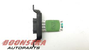 Used Heater resistor Volkswagen Multivan T5 (7E/7HC/7HF/7HM) 2.0 BiTDI DRF Price € 30,19 Inclusive VAT offered by Boonstra Autoparts