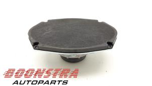 Used Speaker Dodge 1500 Crew Cab (DS/DJ/D2) 5.7 Hemi V8 4x4 Price € 30,19 Inclusive VAT offered by Boonstra Autoparts